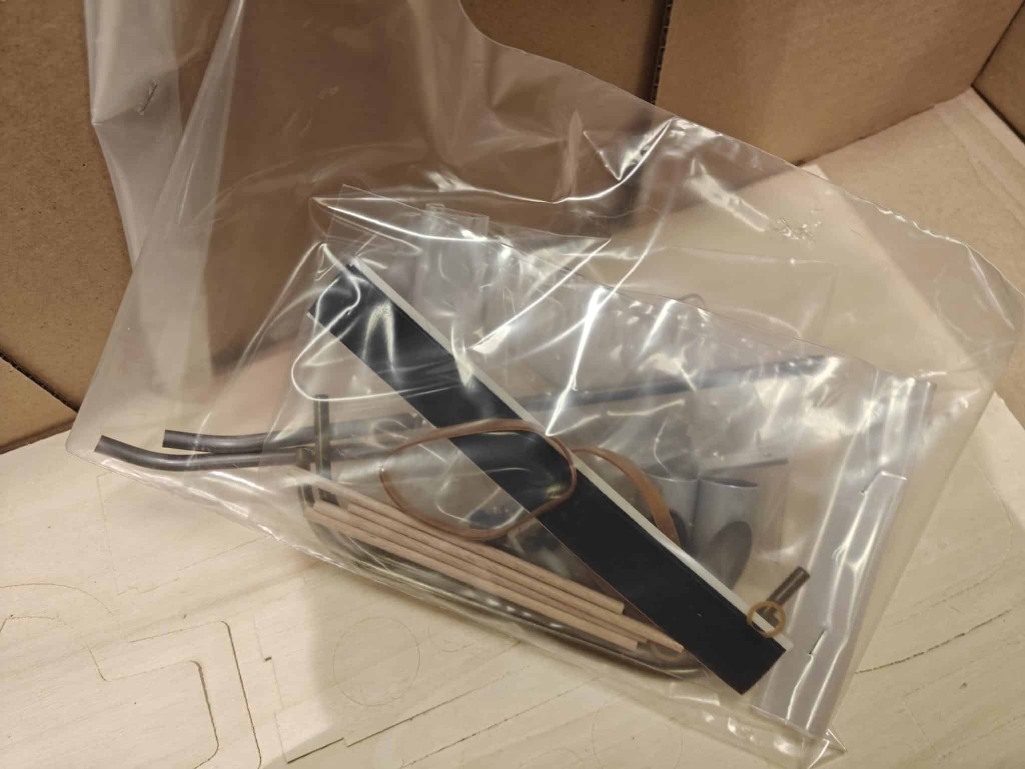 Robbe Rumpfbausatz Ecureuil M-8