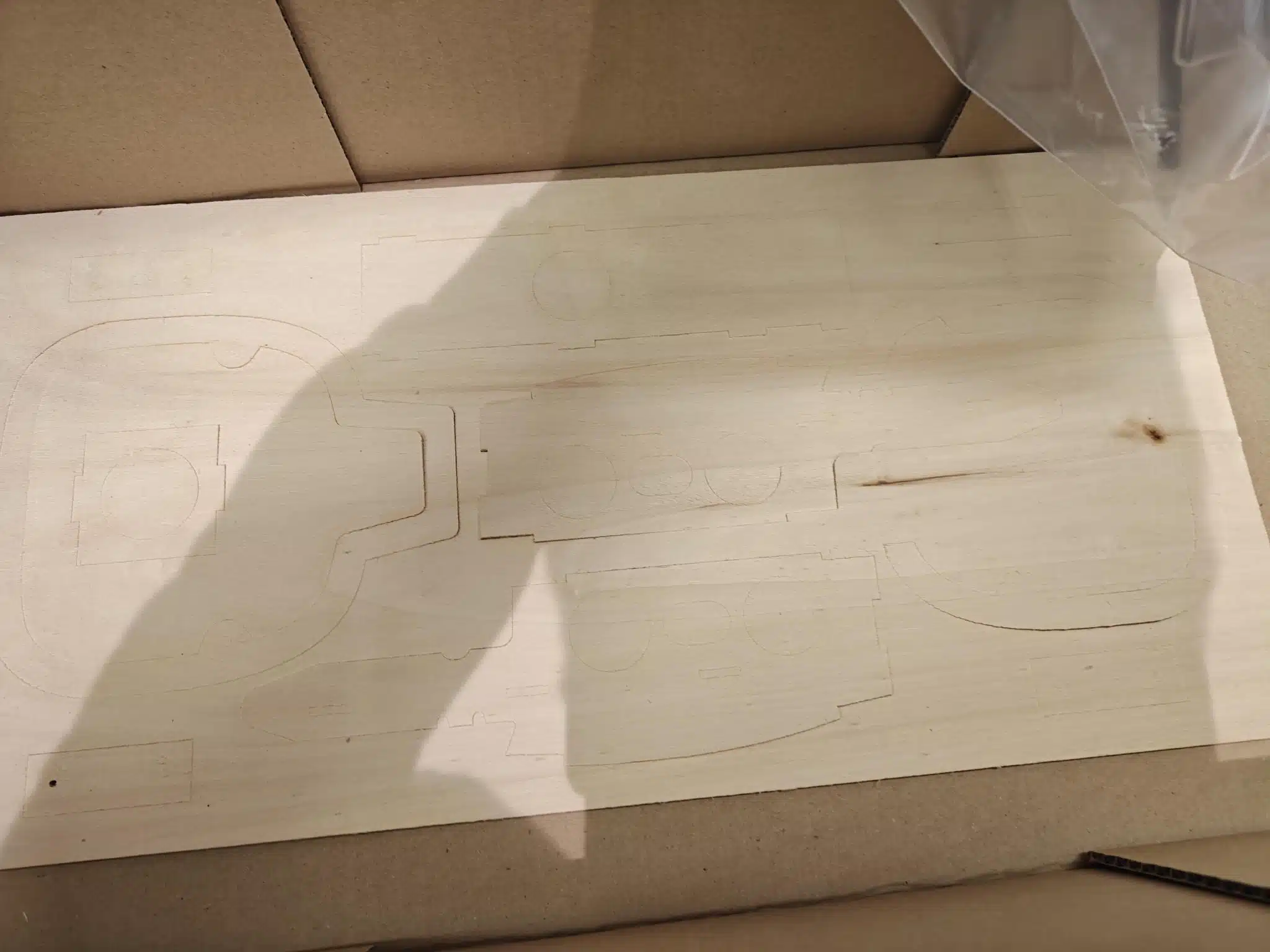 Robbe Rumpfbausatz Ecureuil M-8