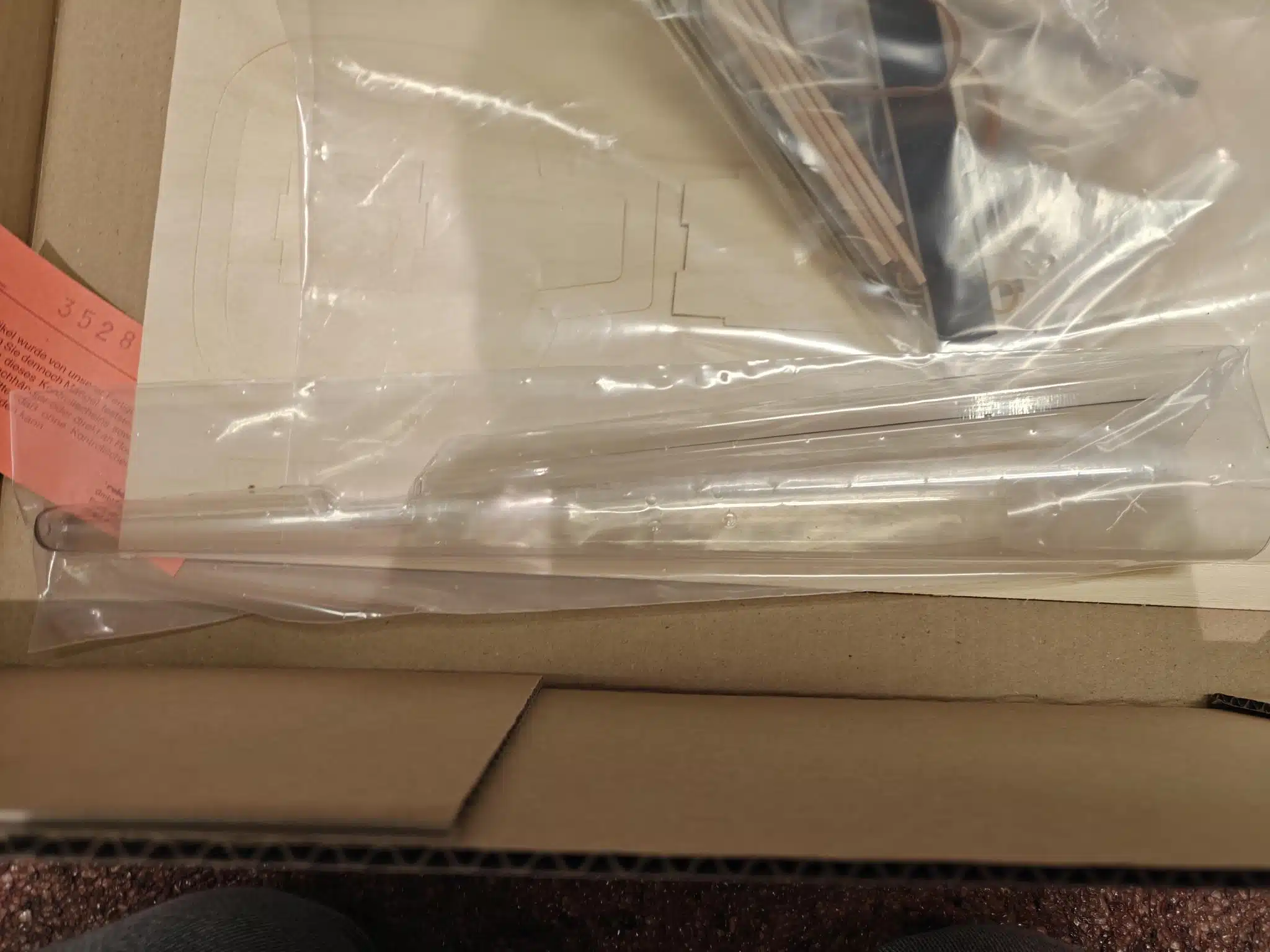 Robbe Rumpfbausatz Ecureuil M-8