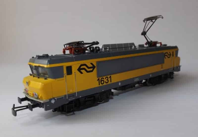 marklin 3326 H0 Elektrische locomotief 1607 van de NS
