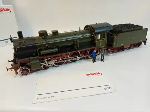 Märklin 5796 Stoomlocomotief met tender P8