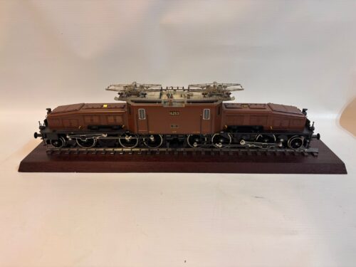 Märklin Spoor 1 5757 Locomotief Krokodil SBB Ce6/8 II 14 253