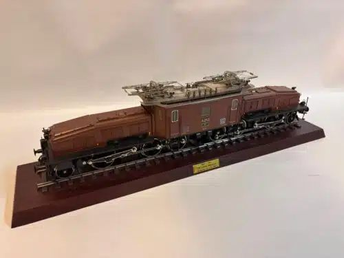 Märklin Spoor 1 5757 Locomotief Krokodil SBB Ce6/8 II 14 253