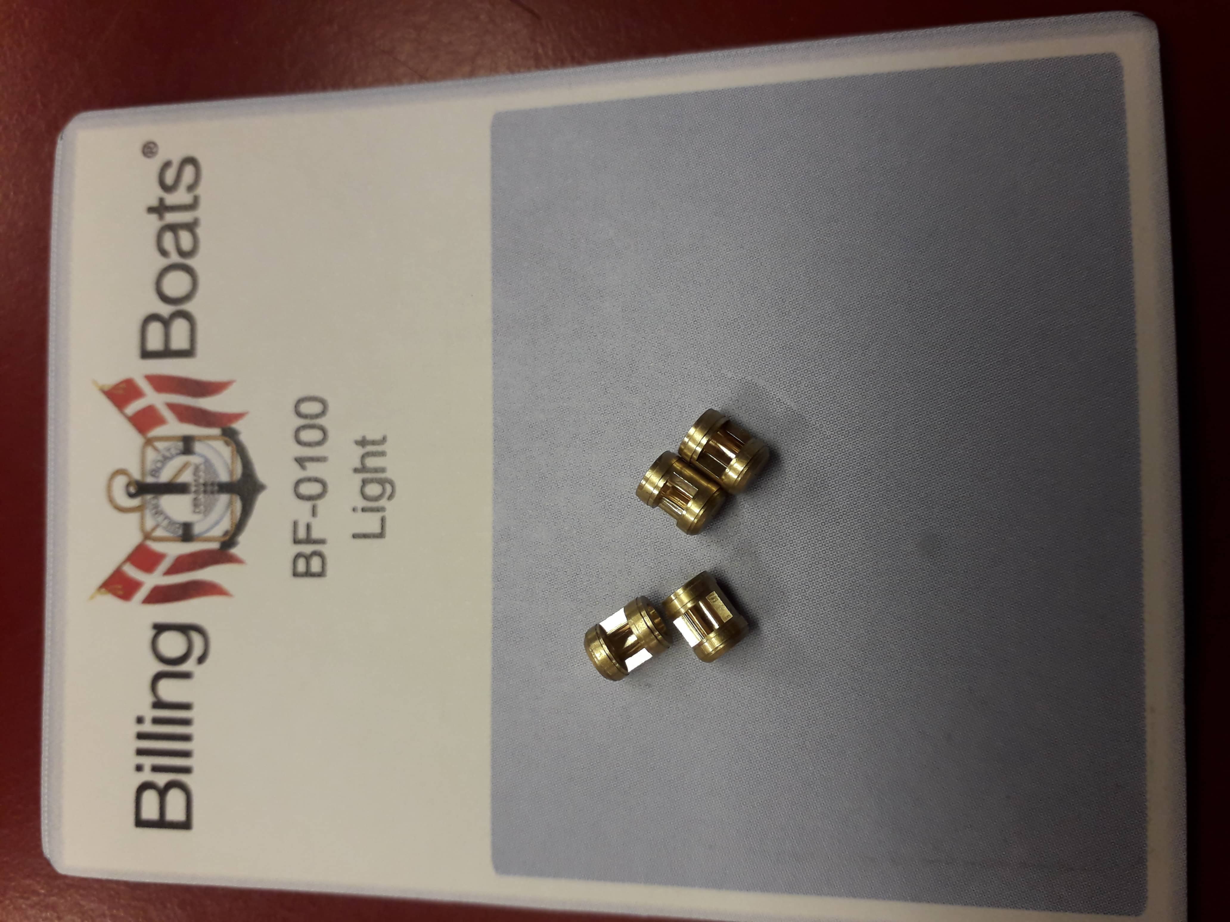 Billing Boats 0100 Licht 4x6mm (4)
