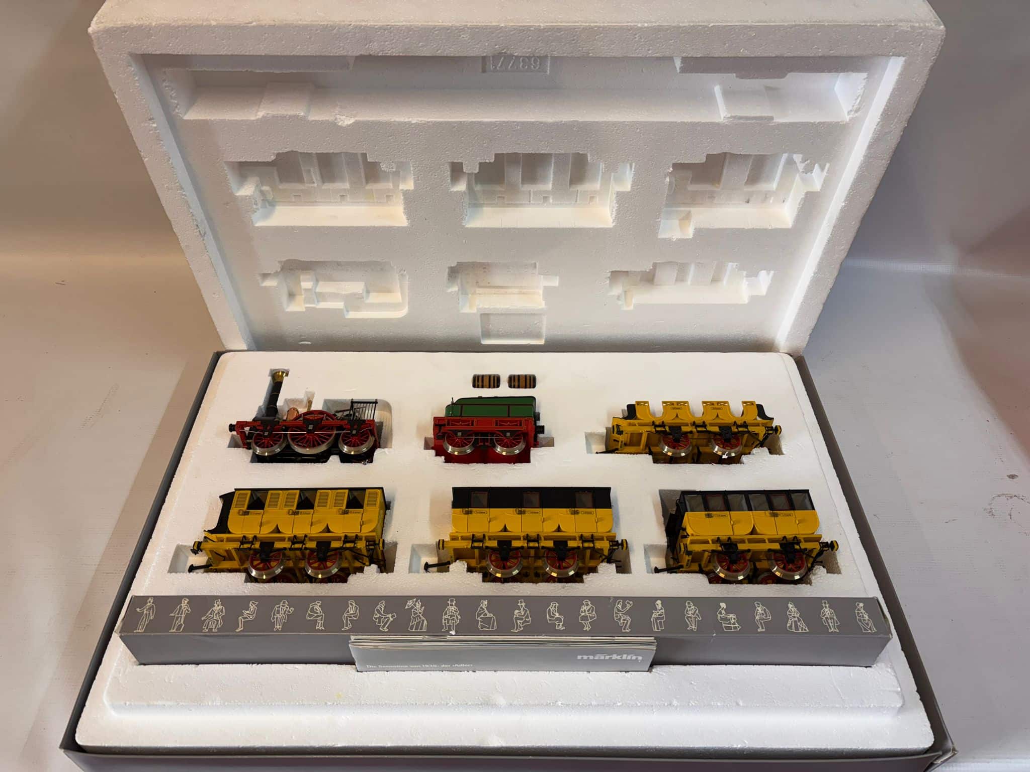 Marklin 5750 Spoor 1 Adler rijtuig met 4 personenrijtuigen