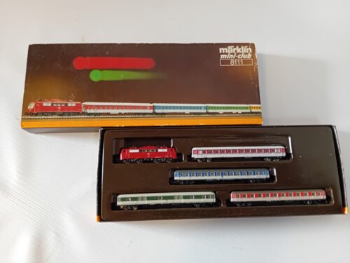 marklin 8111 Demonstratietrein met kleurconcept van de DB