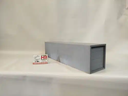 Zelfbouw container met roldeur