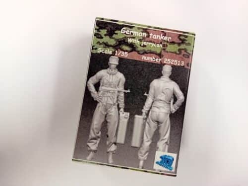 Frontline scale models 252513 German tanker with jerrycan