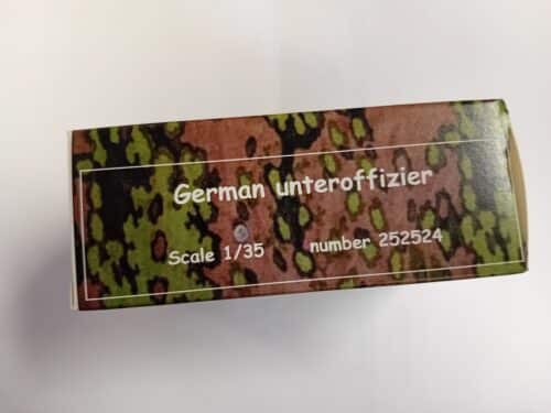 Frontline scale models 252524 German unteroffizier