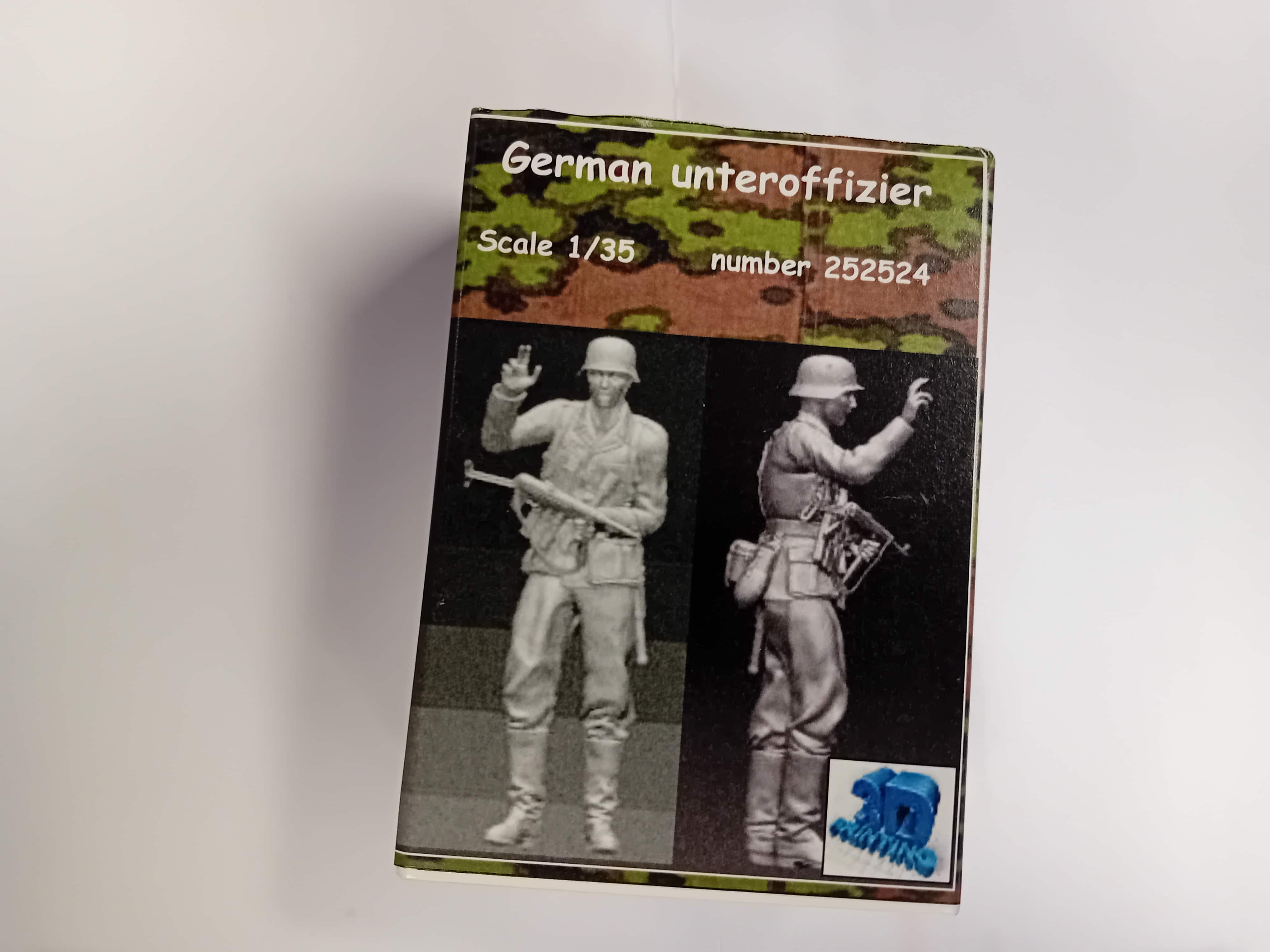 Frontline scale models 252524 German unteroffizier