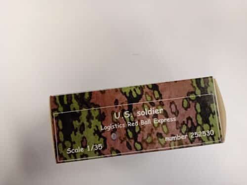 Frontline scale models 252530 US soldier logistics red ball express