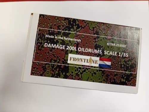 Frontline scale models 253502 Damage 200L oildrums