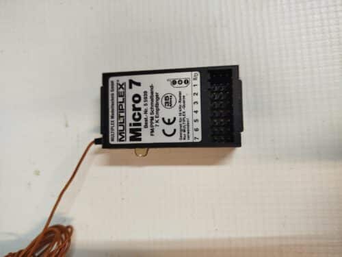 Tweedehands Multiplex35 MHz Commander mc 2020 met 7 kanaals ontvanger