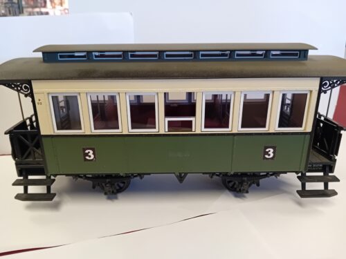 LGB 30200 Personenwagen 3 Klasse groen beige