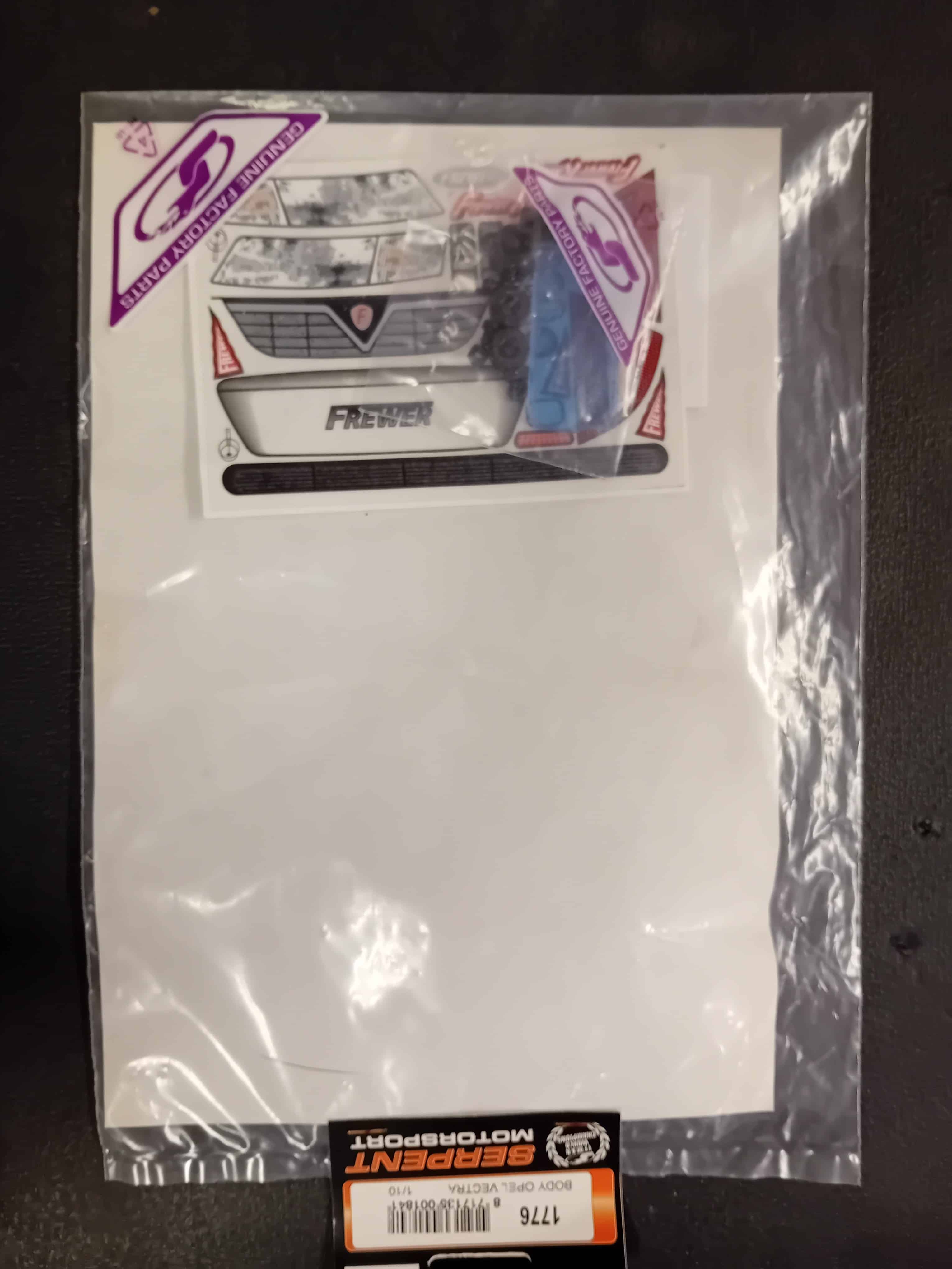 Serpent 1776 Stickerset en afplakset ramen Opel Vectra 1:10