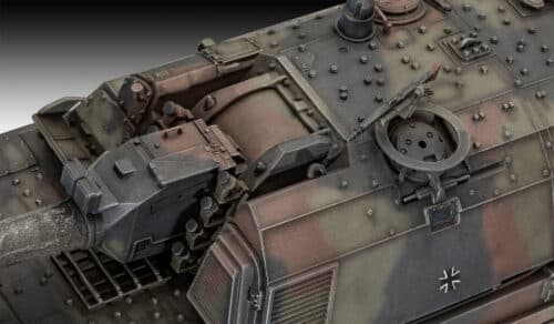 REVELL 03279 Panzerhaubitze 2000