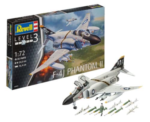 REVELL 03941 F-4J Phantom II
