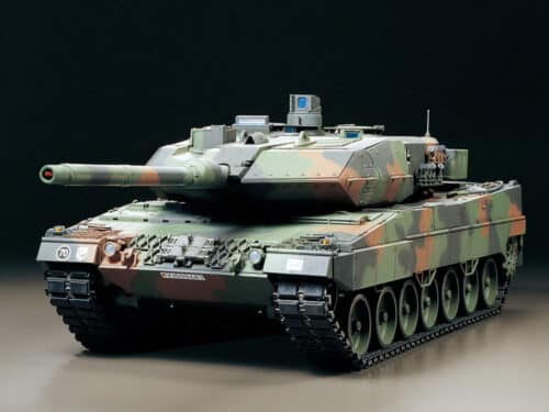 Tamiya 56020 Tank Leopard**