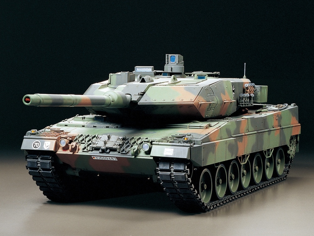Tamiya 56020 Tank Leopard**