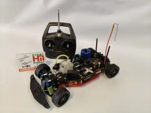Gebruikte Carson nitro auto met zender