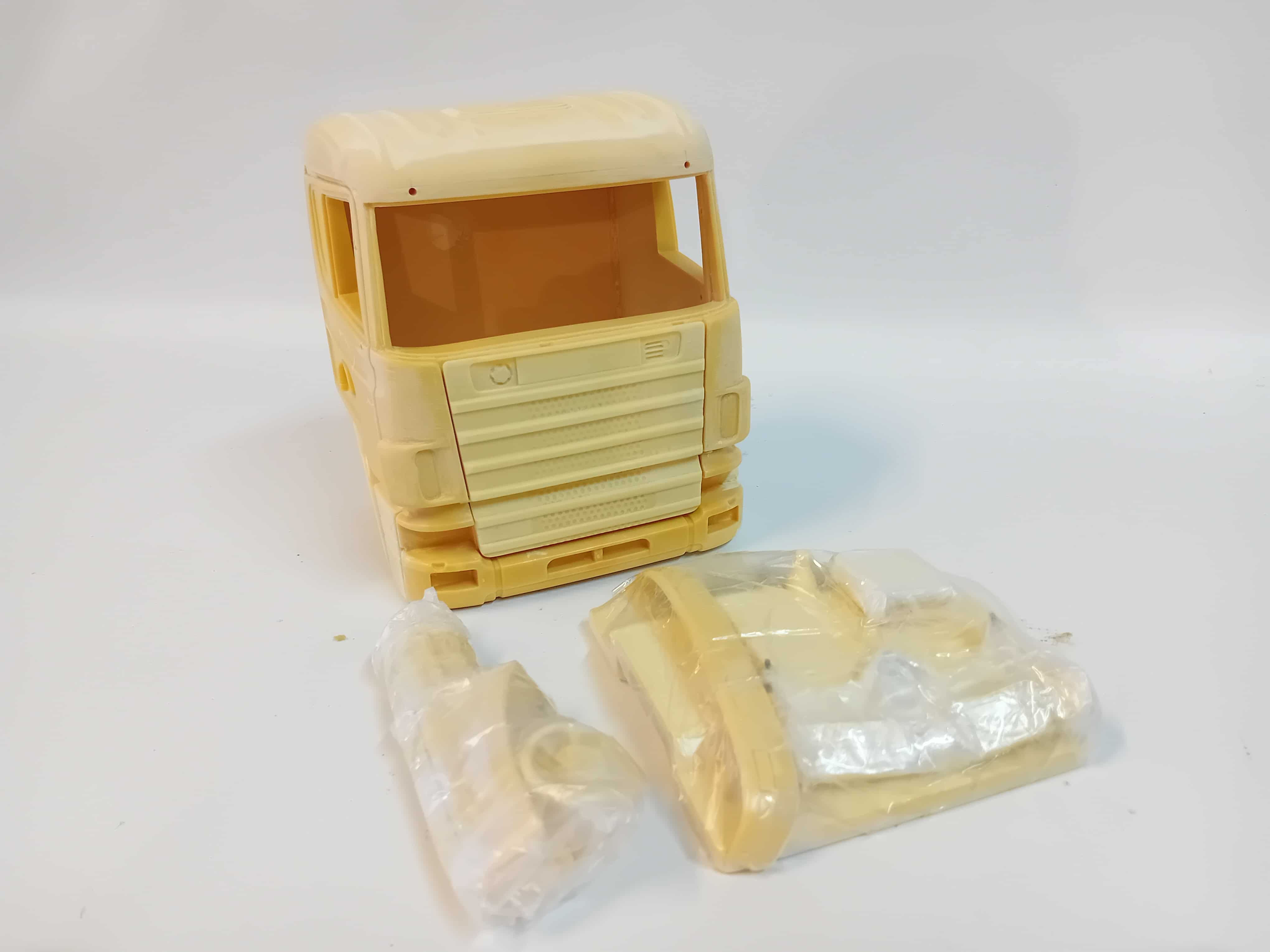 Scania CR19 resin cabin for Wedico trucks 1:16 Samo Cabins