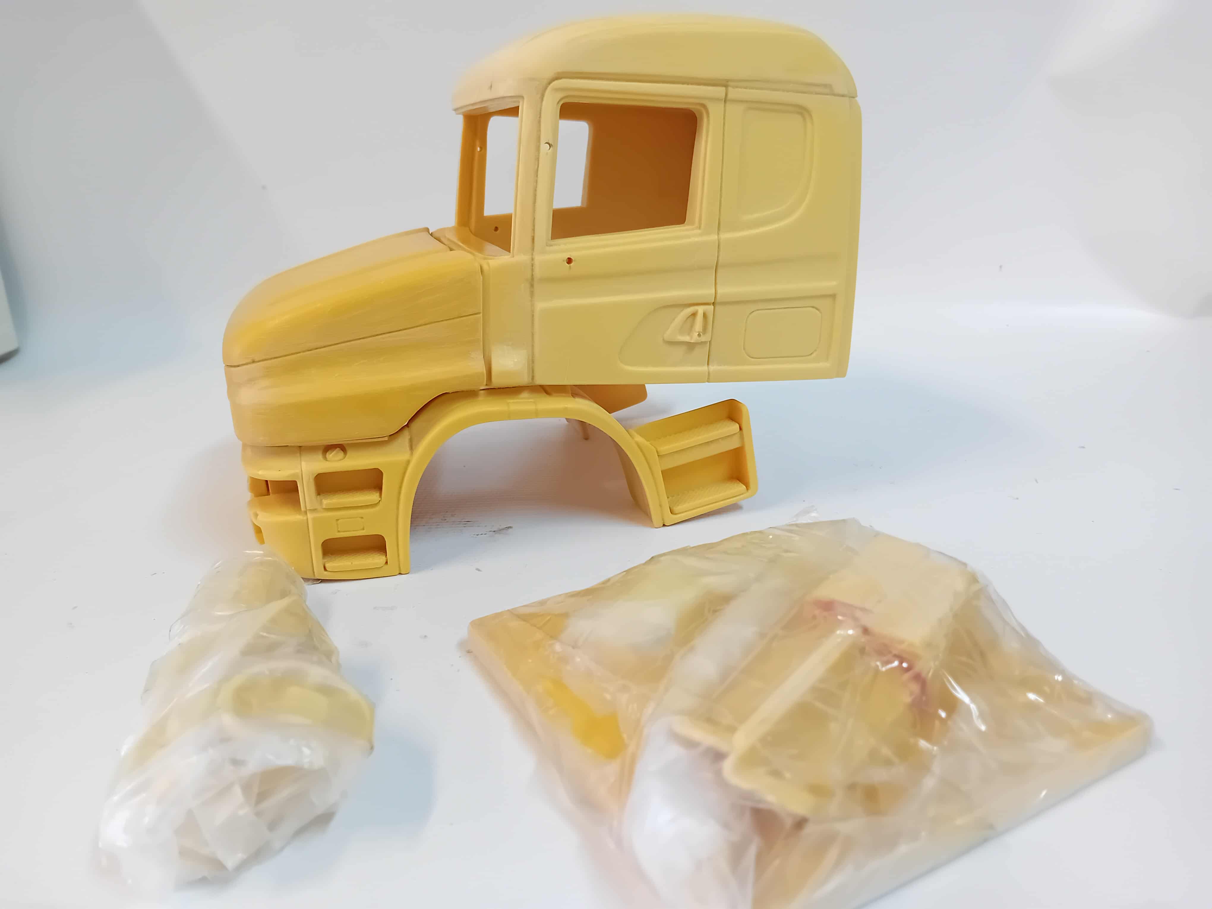 Scania CT19 Hauber resin cabin for Wedico trucks 1:16 Samo Cabins